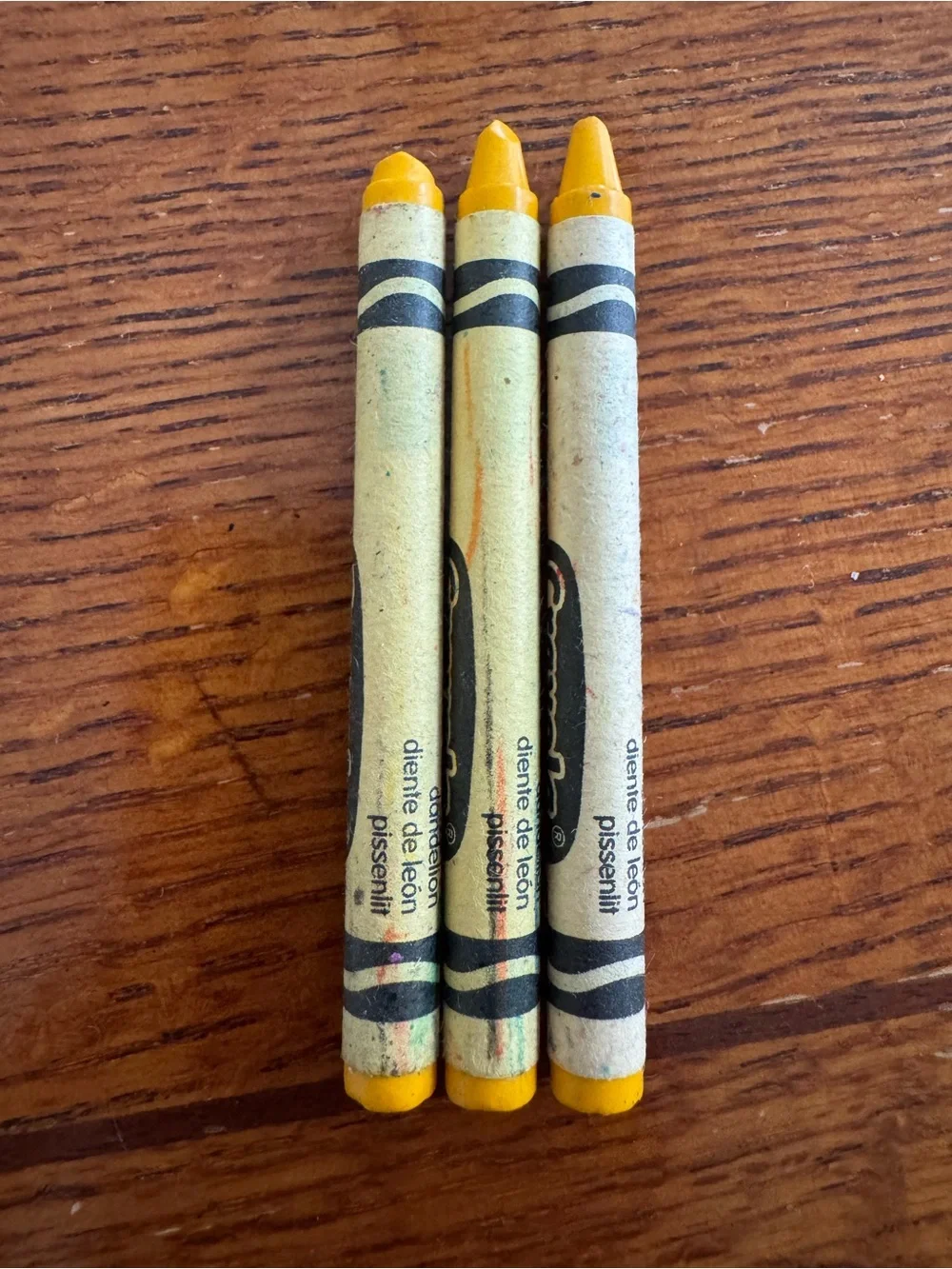 Set of 3 Pre-2017 Dandelion Yellow Crayola Crayons (retired color) collectible